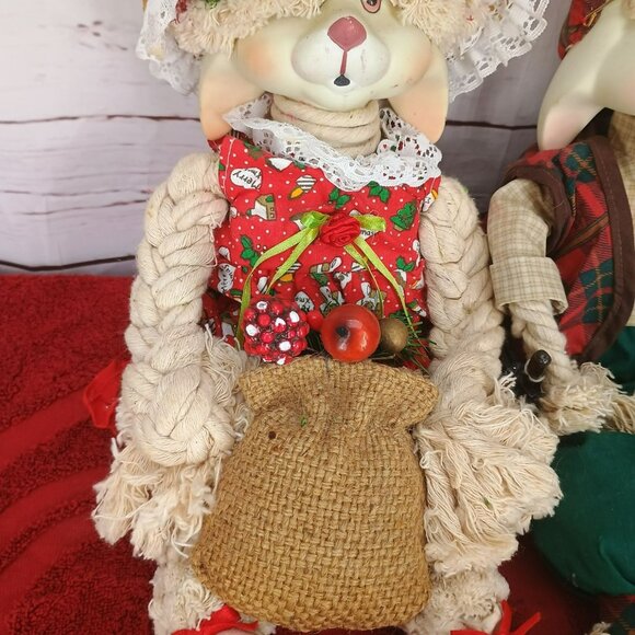House Of Lloyd Christmas Grandpa Floyd & Flossie Bunny Shelf Sitters With Festiv - Picture 3 of 8